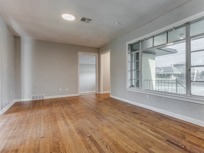 Building Photo - 4308 NW 23rd St