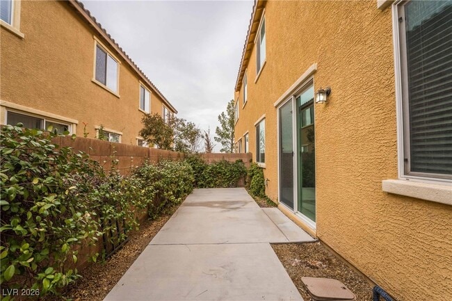 Building Photo - 1129 Ricavoli Ct