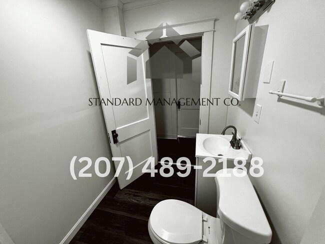 Building Photo - 47 Summer St