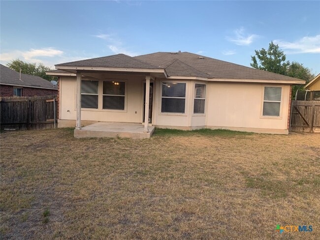 Building Photo - 1105 Burgess Dr