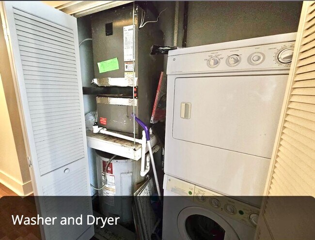 Building Photo - FrontStreet420S