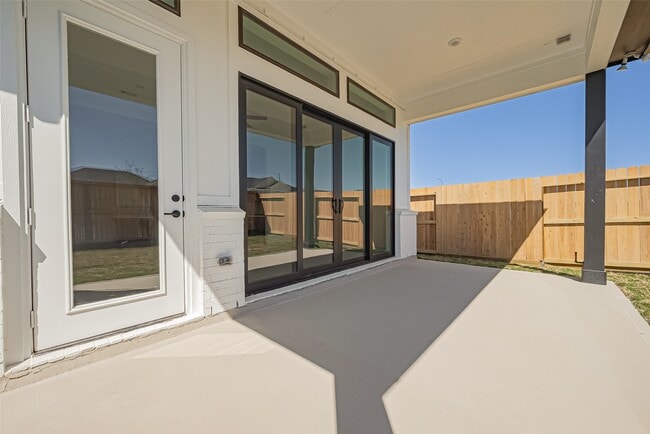 Building Photo - 2315 Red Chip Ln