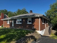 Building Photo - 2580 Millbrook Dr