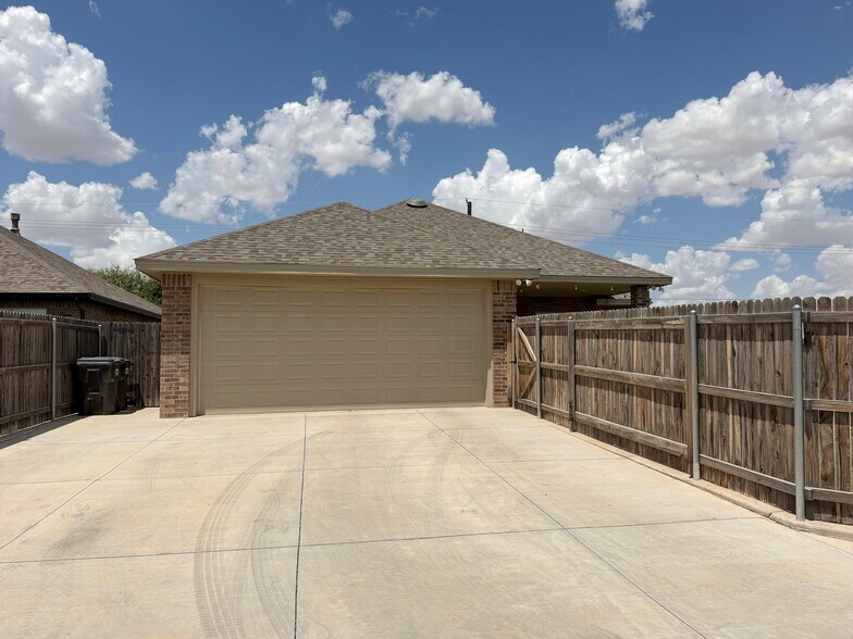 Building Photo - 1322 Solomon Ln