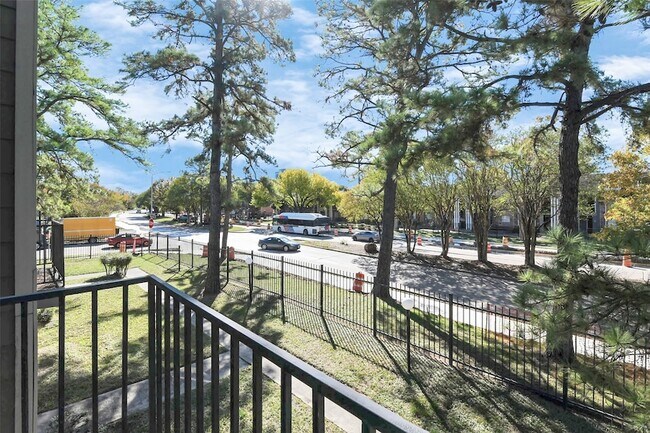 Building Photo - 17202 Imperial Valley Dr