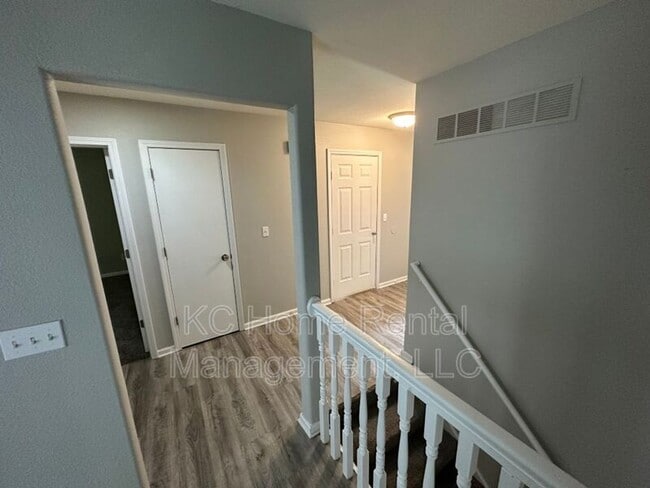 Building Photo - 8201 Woodson Dr