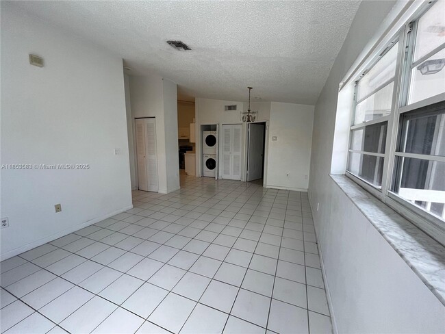 Building Photo - 7611 SW 153rd Ct