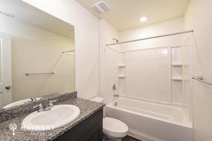 Building Photo - 13407 Oneida Ln