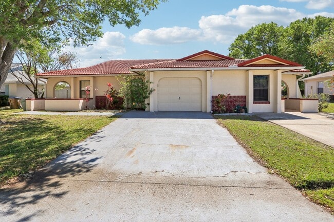 Building Photo - 371 Cocoa Ct