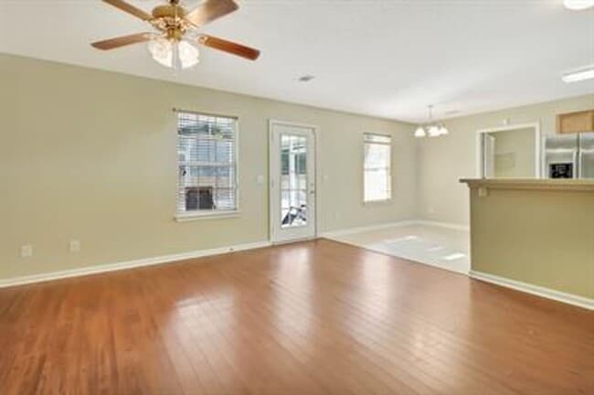 Building Photo - 139 Wax Myrtle Ct