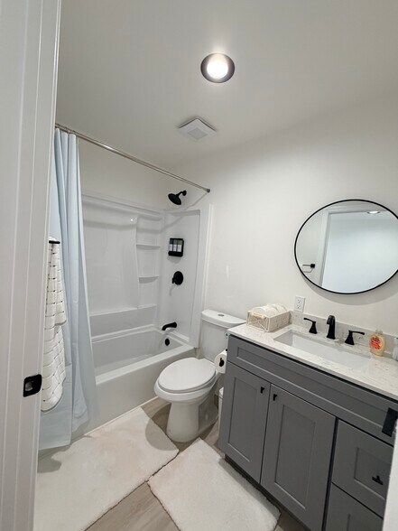 Building Photo - 4232 Jefferson St