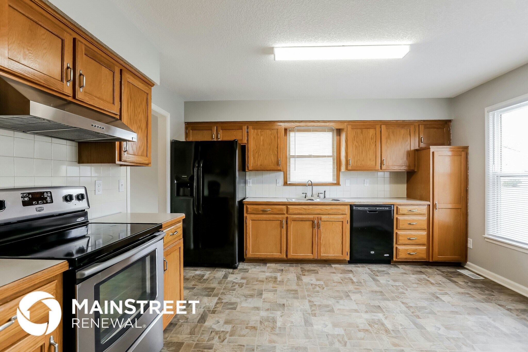 Building Photo - 517 Kenneth Ln