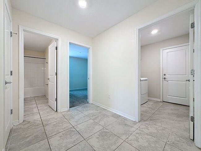 Building Photo - RESORT STYLE HOME IN STOREY CREEK