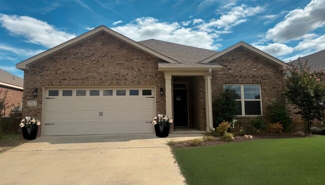 Primary Photo - 27537 Dieken Dr