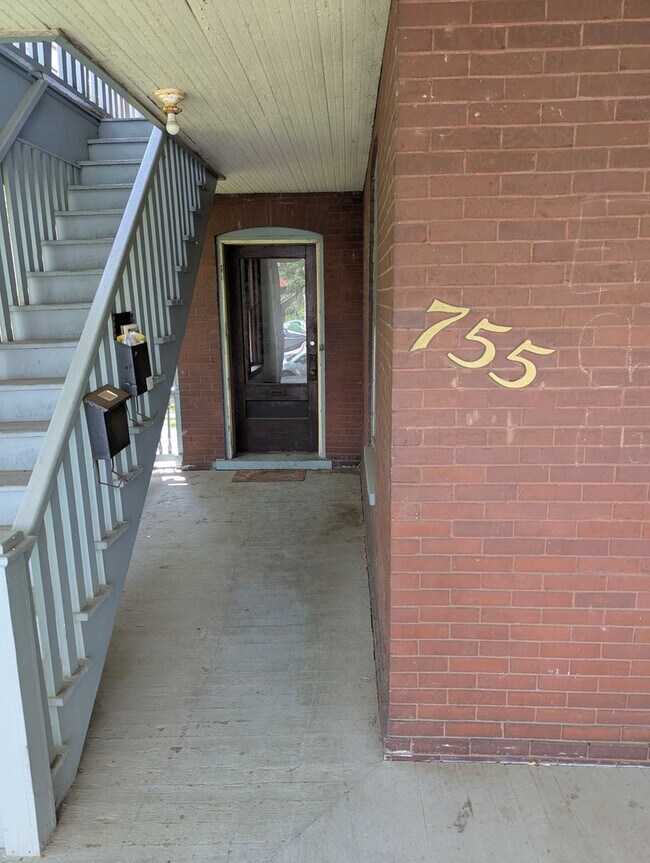 755-757 W. Third Street - 755-757  W. Third Street