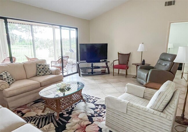 Building Photo - 690 Bird Bay Cir