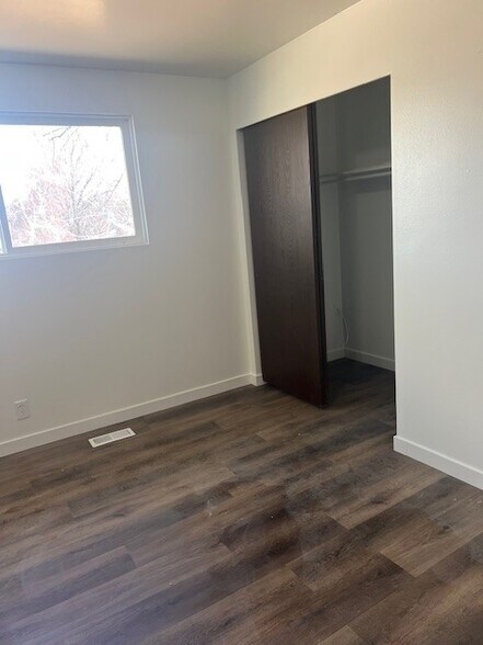 Building Photo - 7426 Launa Dr