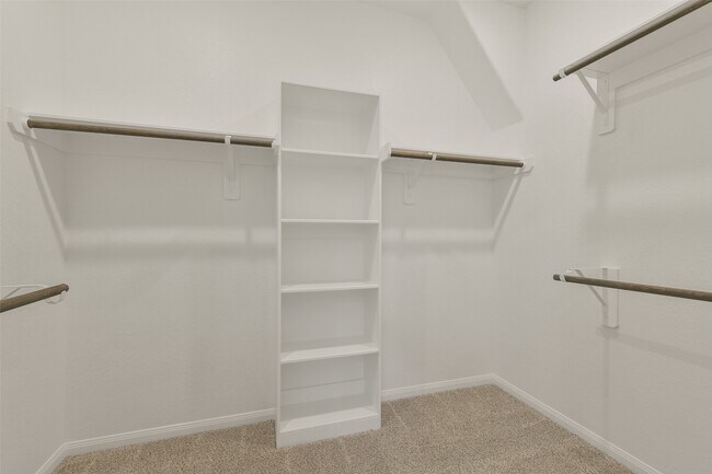 Building Photo - 17418 Rosette Grass Dr