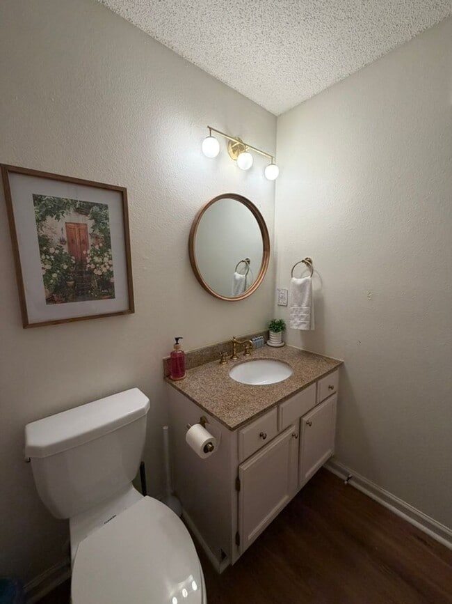 Building Photo - Furnished 3 Bedroom, 2 Bath Condo In Indian Lake!