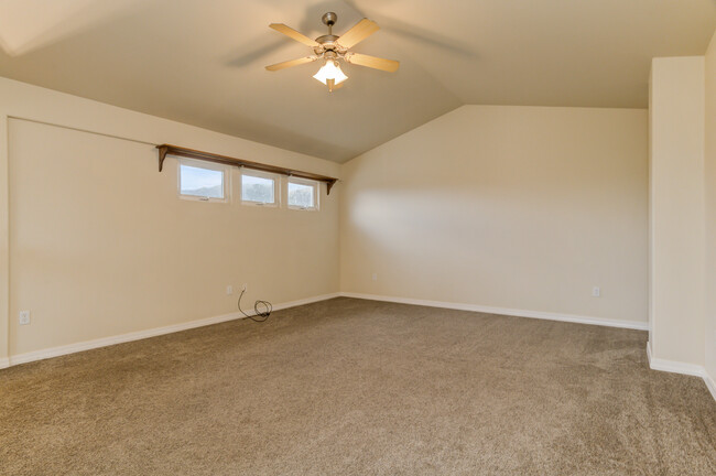 Upper Level Loft, Photo #1 - 2162 Alpine Shadows Vw