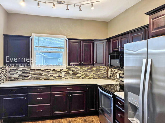 Building Photo - 1018 14th St