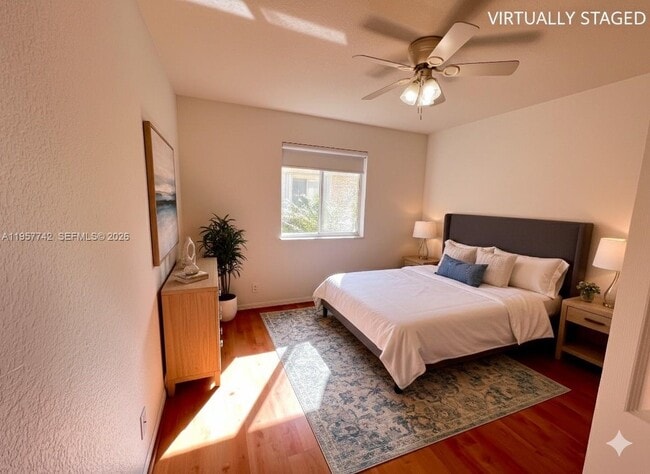 Building Photo - 2433 Pasadena Way