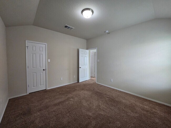 Building Photo - 9507 Adeel Dr