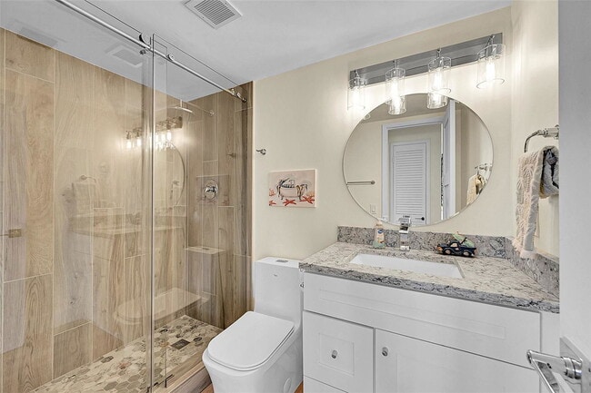 Building Photo - 2731 NE 14th St