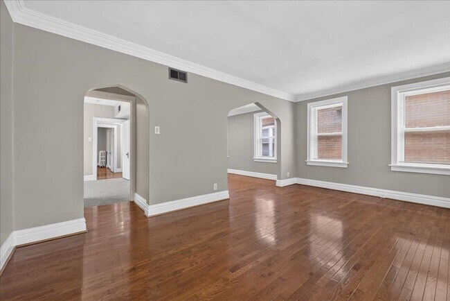 Building Photo - 5252 Bancroft Ave