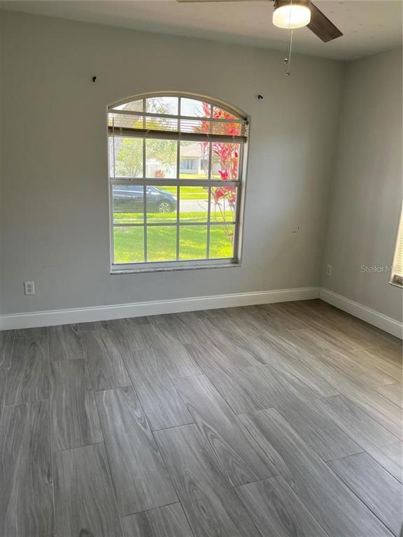 Building Photo - 3350 Countryside View Dr