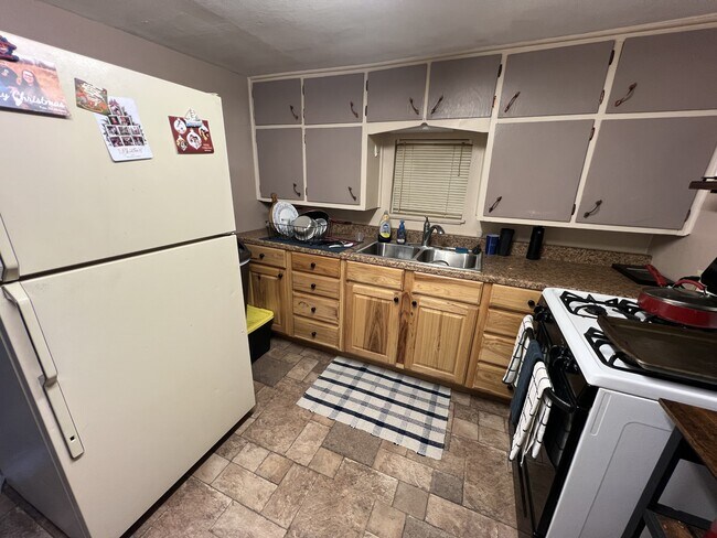 Building Photo - 117 Wingfield St