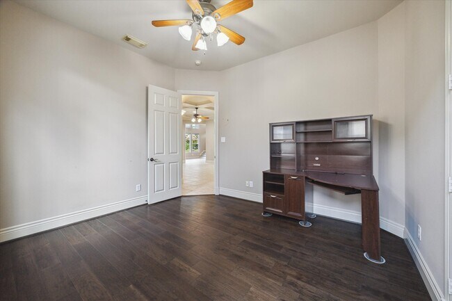 Building Photo - 5215 Eagle Pointe Ct