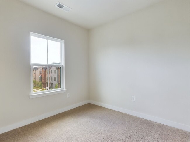 Building Photo - 301 W 20th St