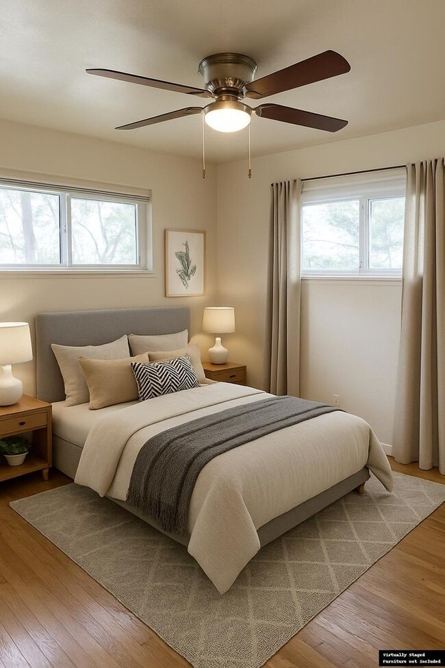 Building Photo - Fully Renovated and ***Move in Special***