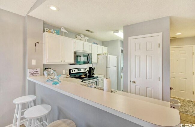 Building Photo - 208 Landing Rd