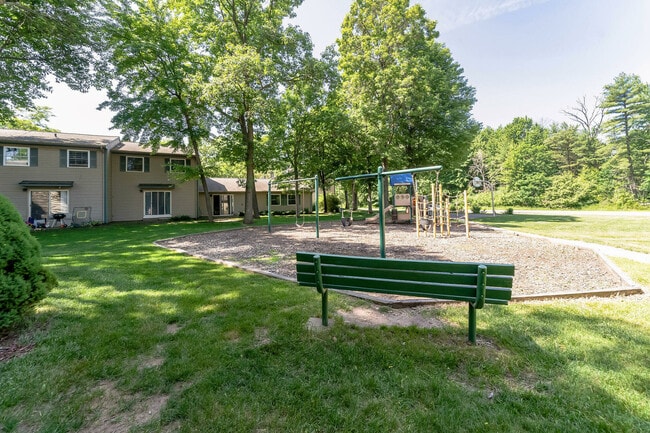 Building Photo - Westwood Townhouses