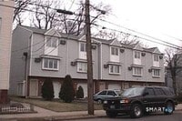 Building Photo - 63 Hicks St
