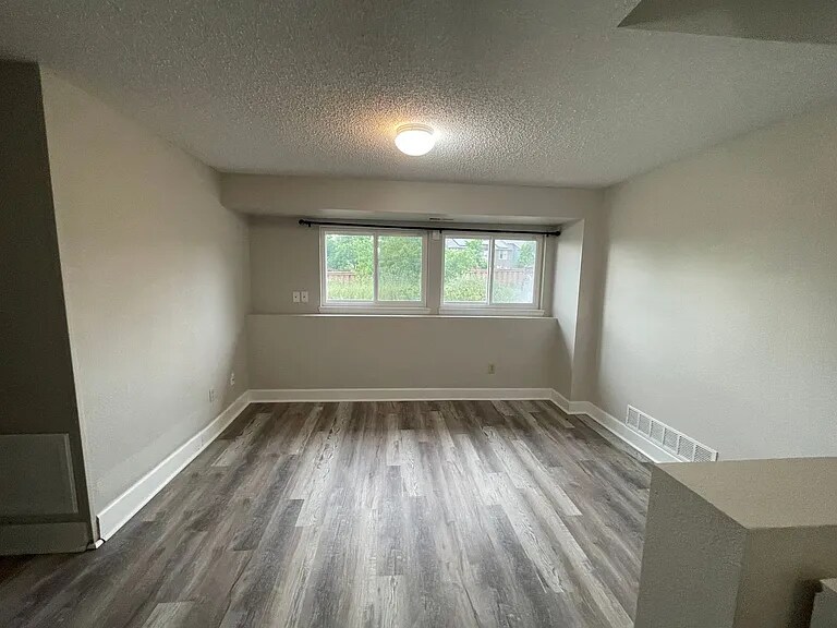 Building Photo - 3738 Rosewalk Ct