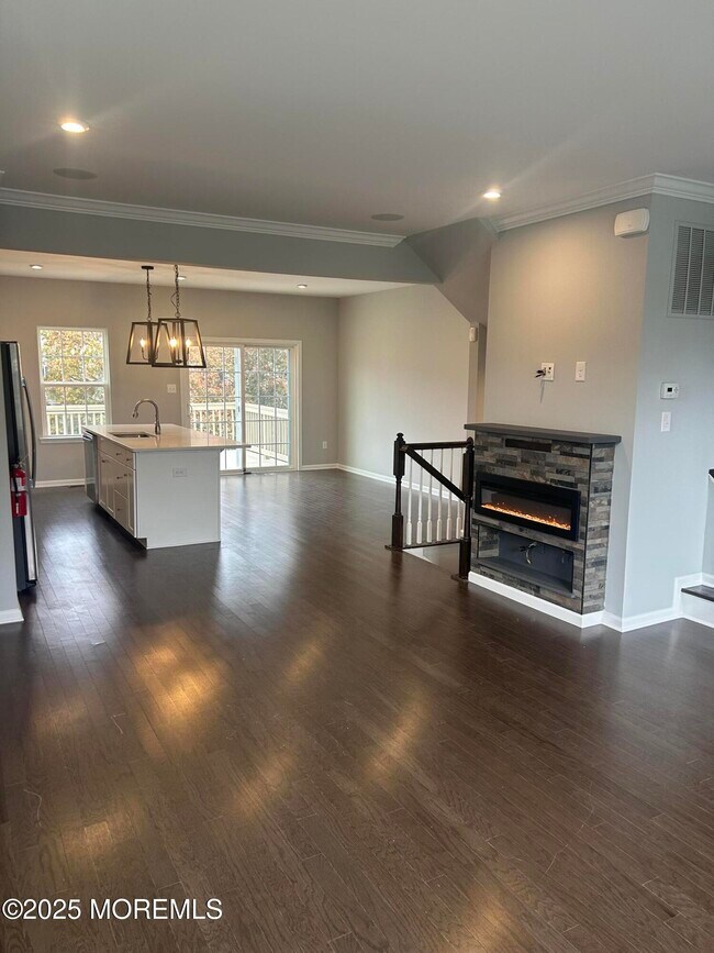 Building Photo - 201 Rio Grande Dr