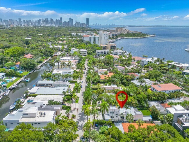 Building Photo - 1826 Fairhaven Pl