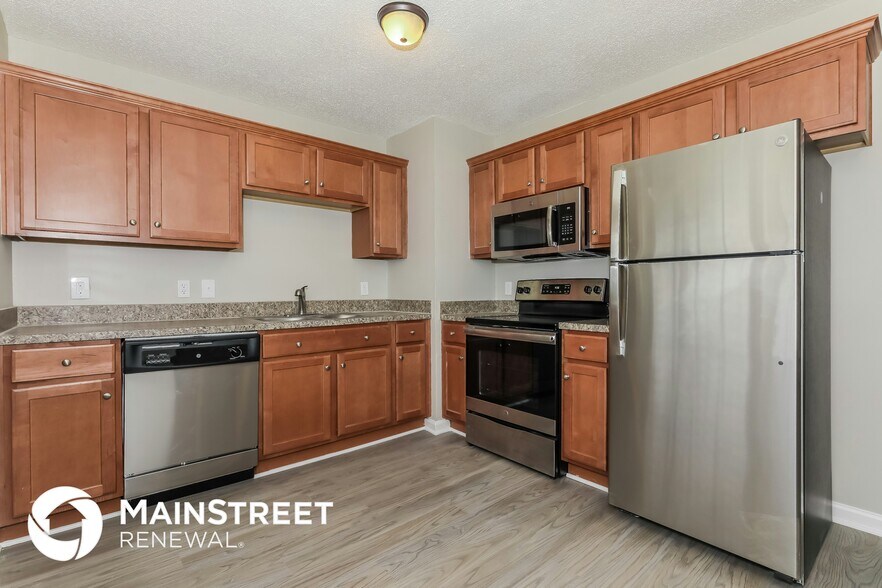Building Photo - 319 Cedarwood Ln