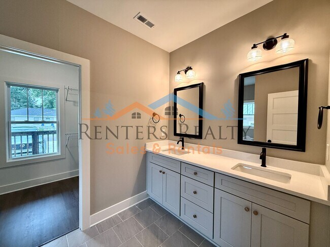 Building Photo - Charming Newer Construction Home with Garage & Fenced Yard