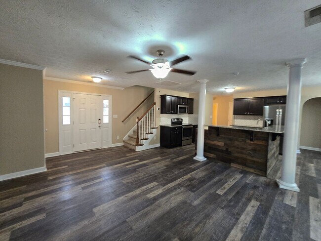 Building Photo - 237 Gertie~ Mitchells Landing  ~ 1 MONTH FREE~