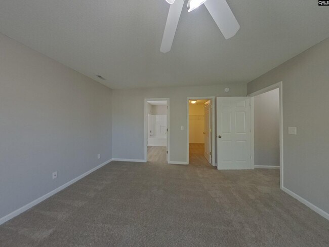 Building Photo - 925 Schofield Ln
