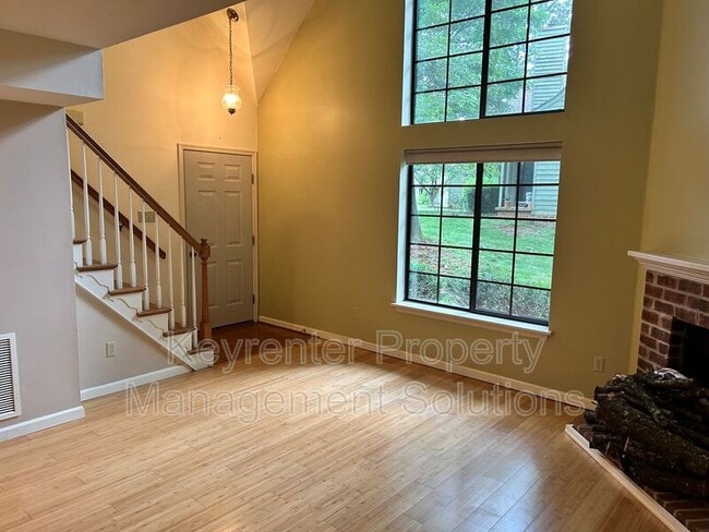 Building Photo - 1029 Amber Ridge Rd
