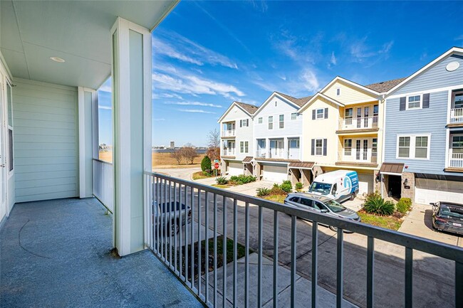 Building Photo - 2706 Veranda Terrace