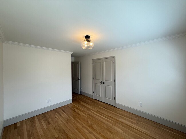 Building Photo - 1447 N Old Greensboro Rd