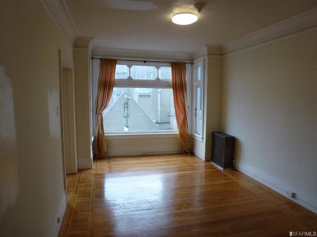 Building Photo - 1111 Jones St