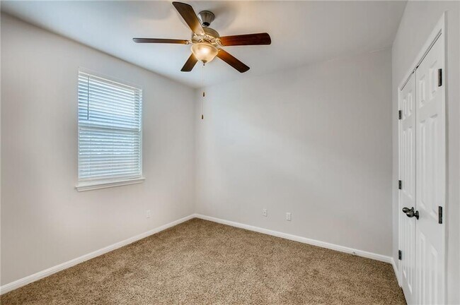 Building Photo - 2136 Granite Hill Dr