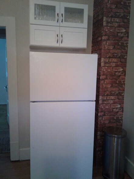 Full size fridge. - 1509 West Hazel Street